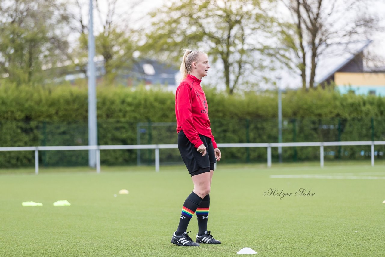 Bild 163 - Co-Trainerin der Frauen Nationalmannschaft Britta Carlson in Wahlstedt